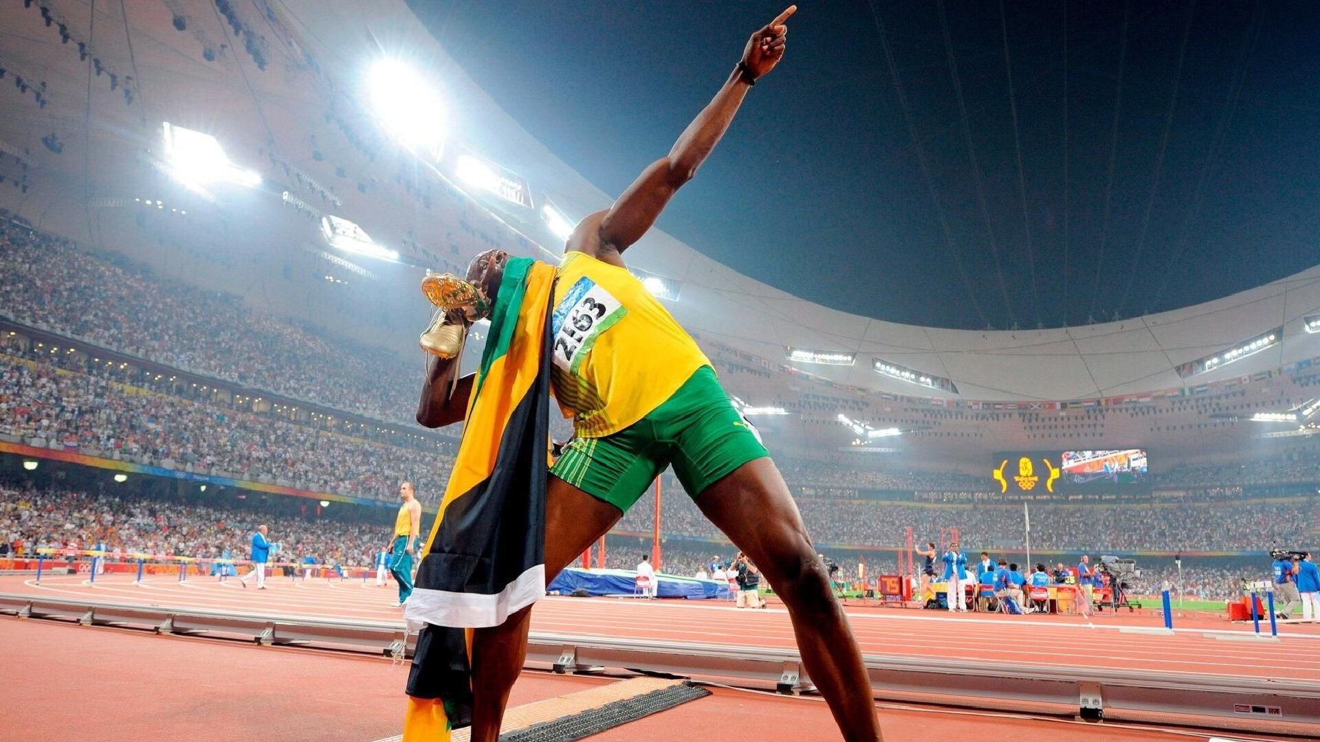 字母哥闪耀全场，湖人末节发力带走深圳队，一场跨越篮球世界的对话